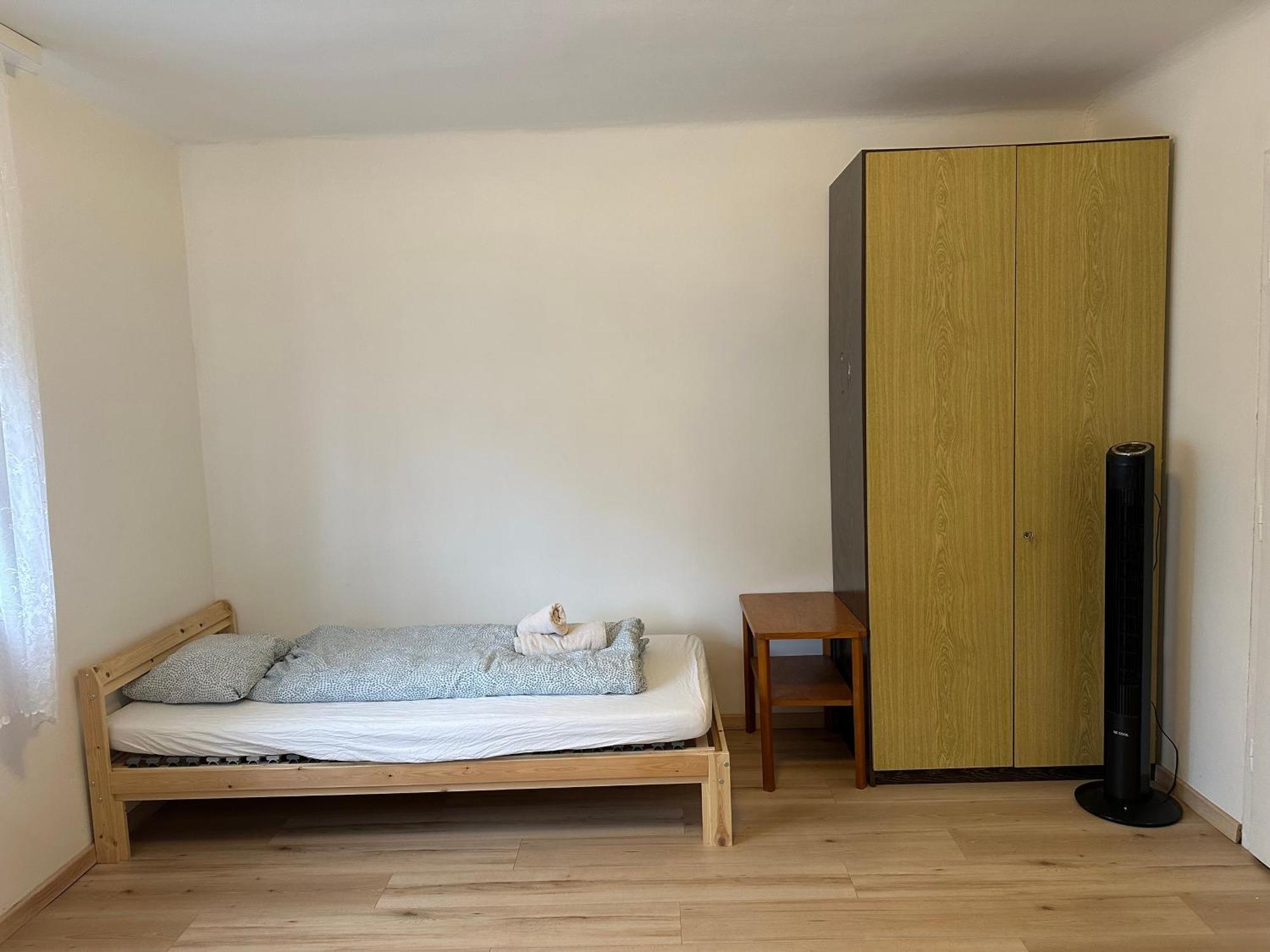 Cheap Outlet Center Apartment With Pool Parndorf Ngoại thất bức ảnh